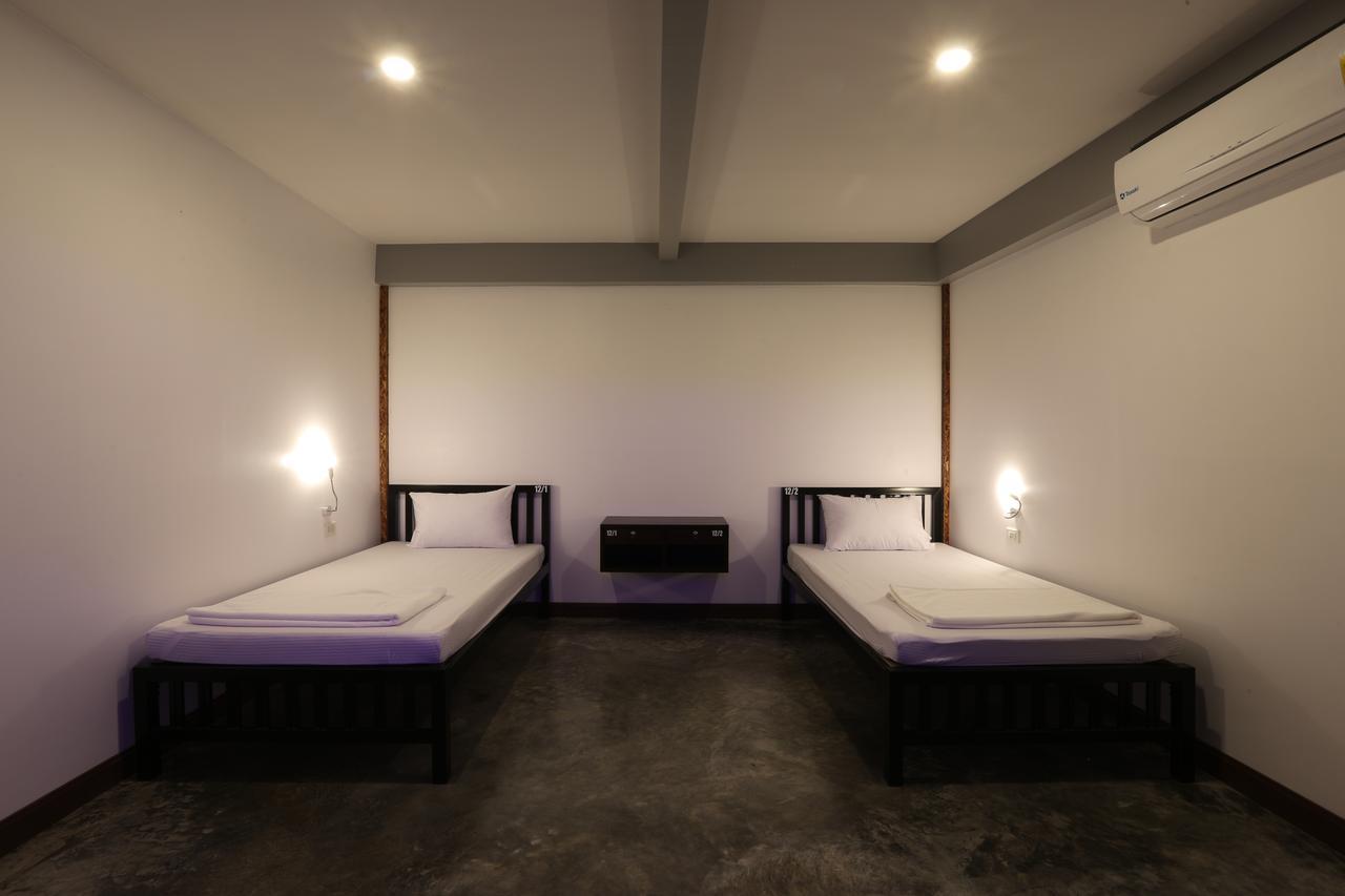 Balcony Party Hostel - 18-40 (Adults Only) Ao Nang Ngoại thất bức ảnh