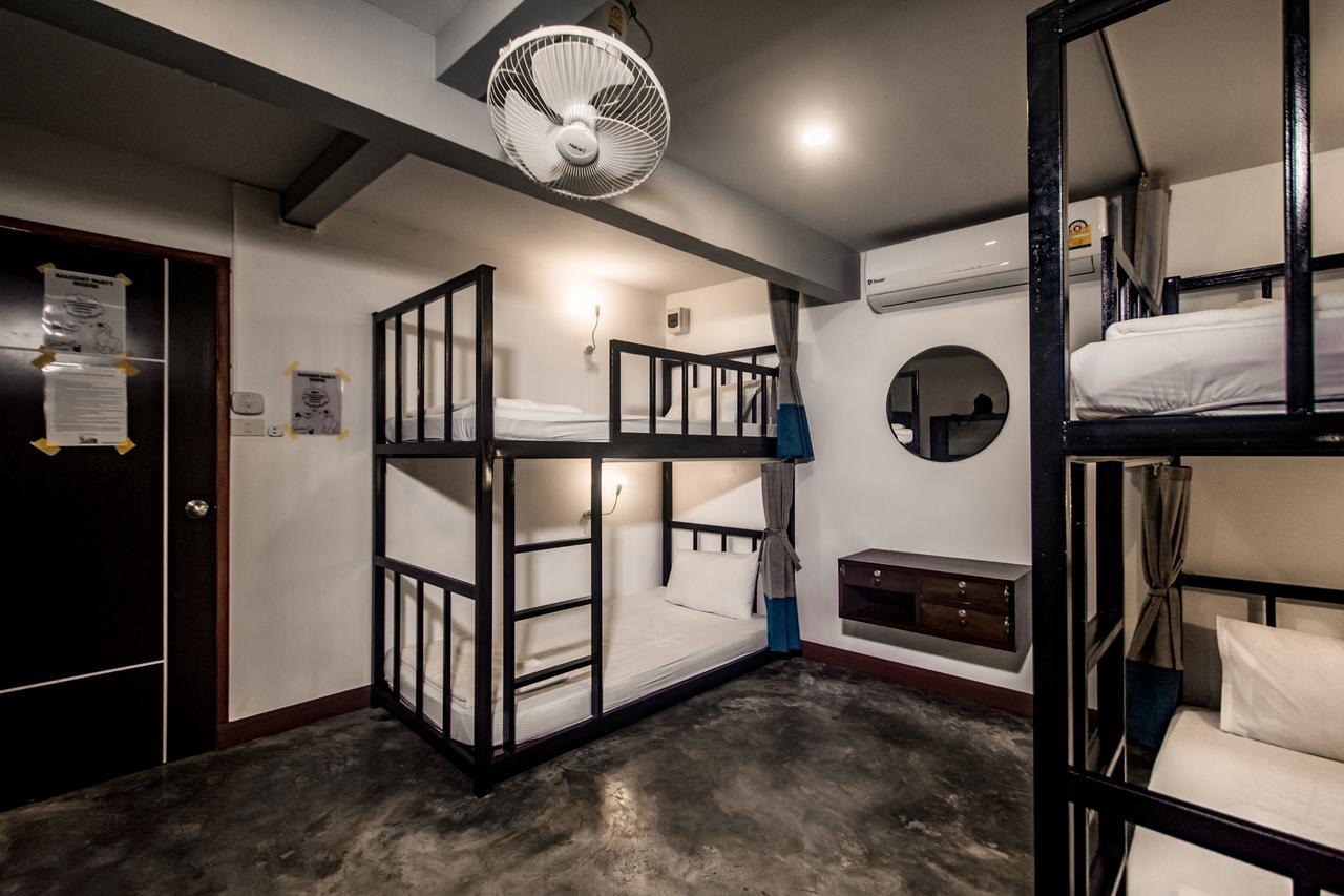 Balcony Party Hostel - 18-40 (Adults Only) Ao Nang Ngoại thất bức ảnh