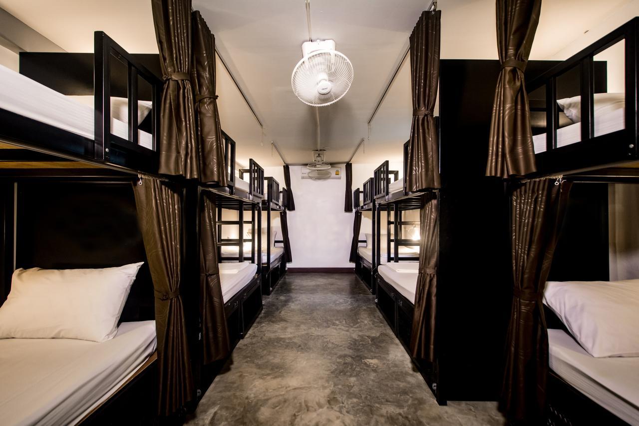 Balcony Party Hostel - 18-40 (Adults Only) Ao Nang Ngoại thất bức ảnh